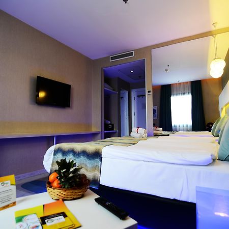 Tempo Hotel 4Levent Istanbul Eksteriør billede