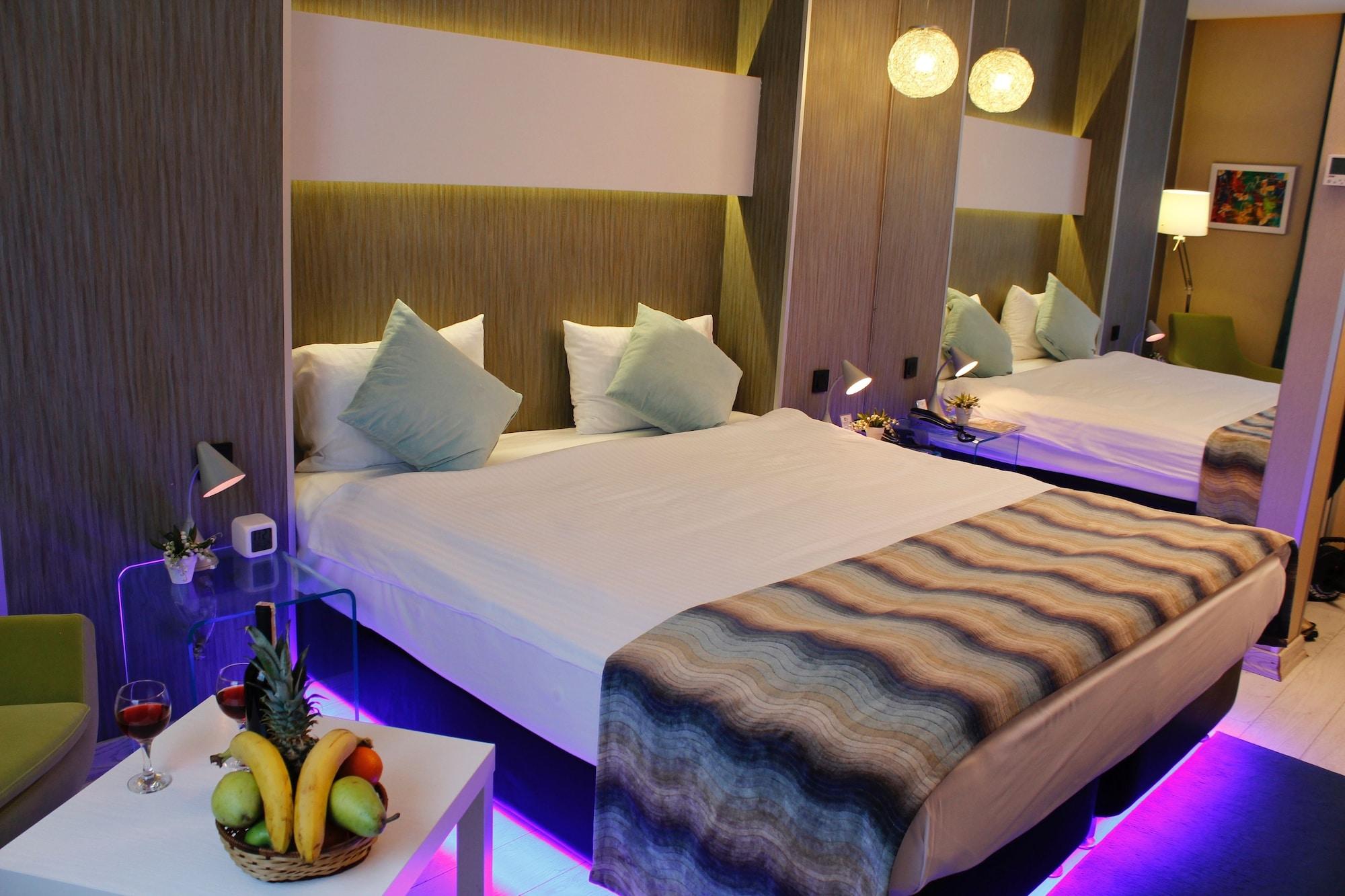 Tempo Hotel 4Levent Istanbul Eksteriør billede