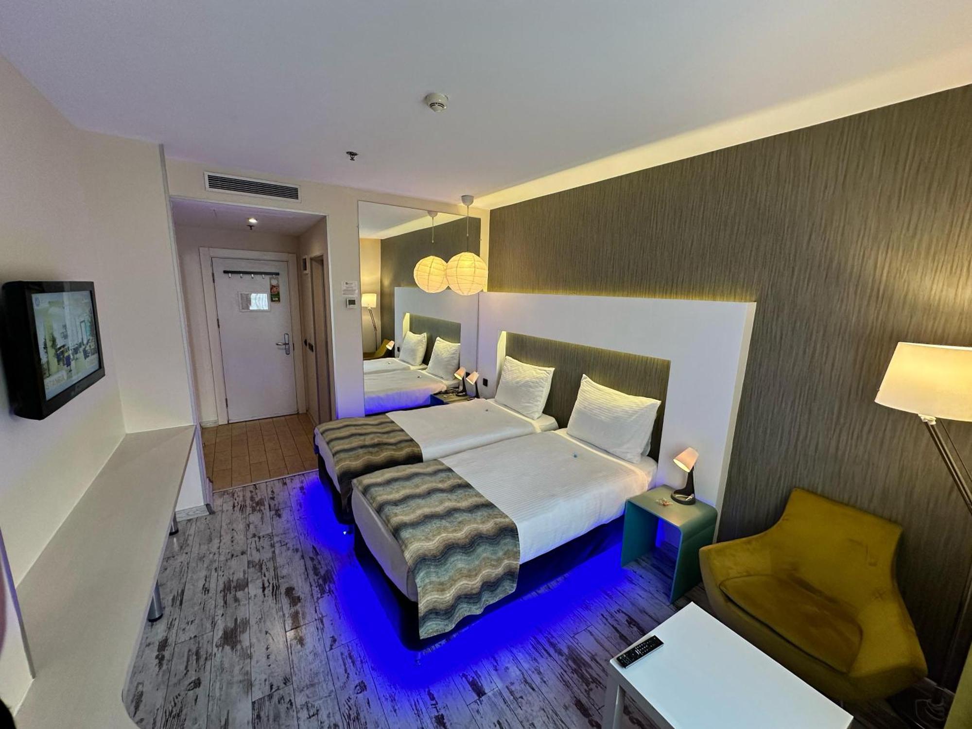 Tempo Hotel 4Levent Istanbul Eksteriør billede